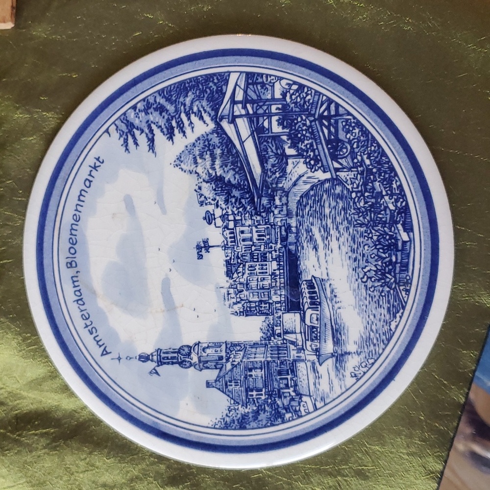 Amsterdam Bloemenmarkt Circular Tourist Tile, H&R Johnson Tiles Ltd Made England